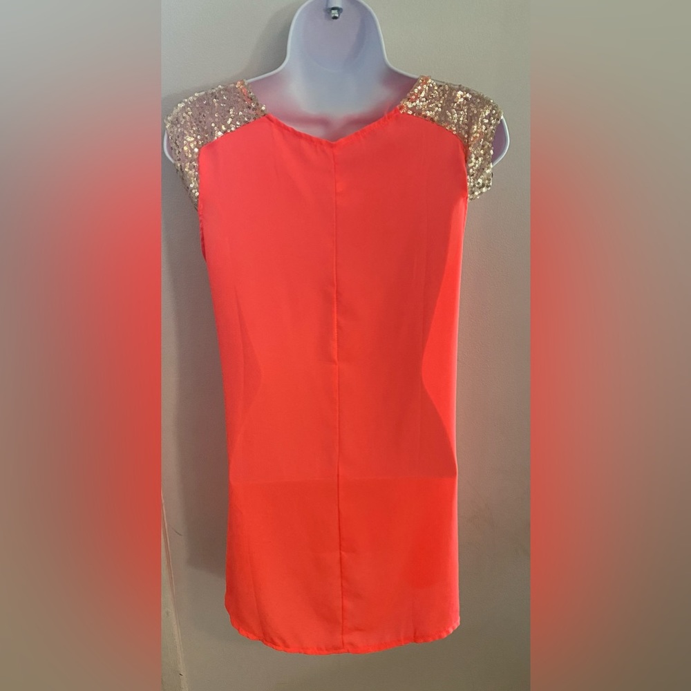 Dress - Picture 2 of 3
